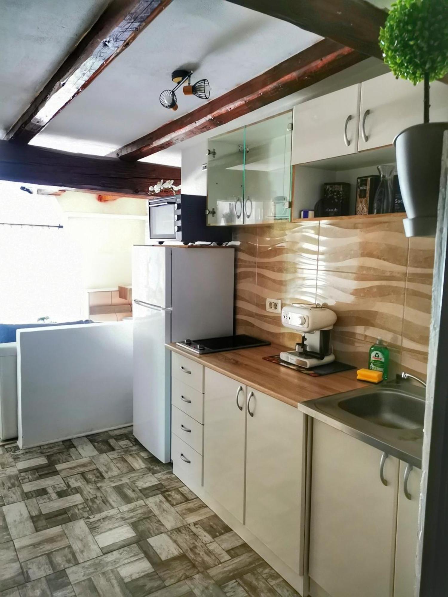 Attica Apartment بولا المظهر الخارجي الصورة