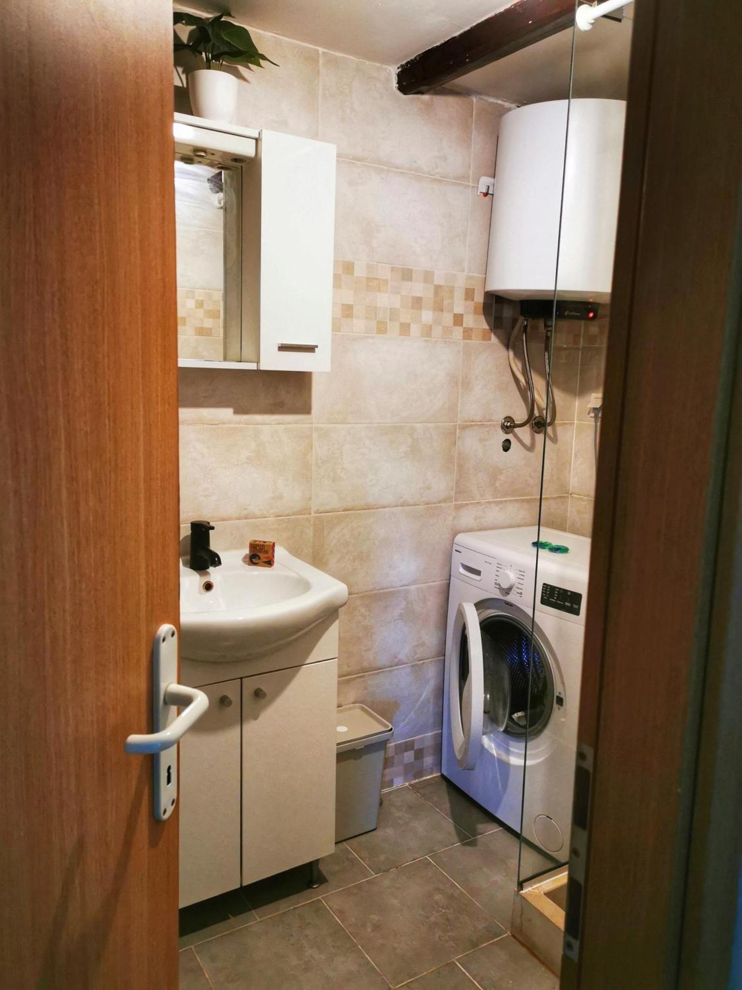 Attica Apartment بولا المظهر الخارجي الصورة